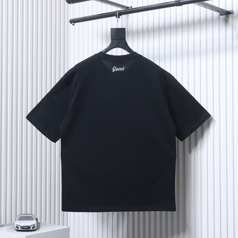 GUCCI Letter Embroidery Logo Graphic Minimal Letter Short Sleeve T-Shirt Style 3