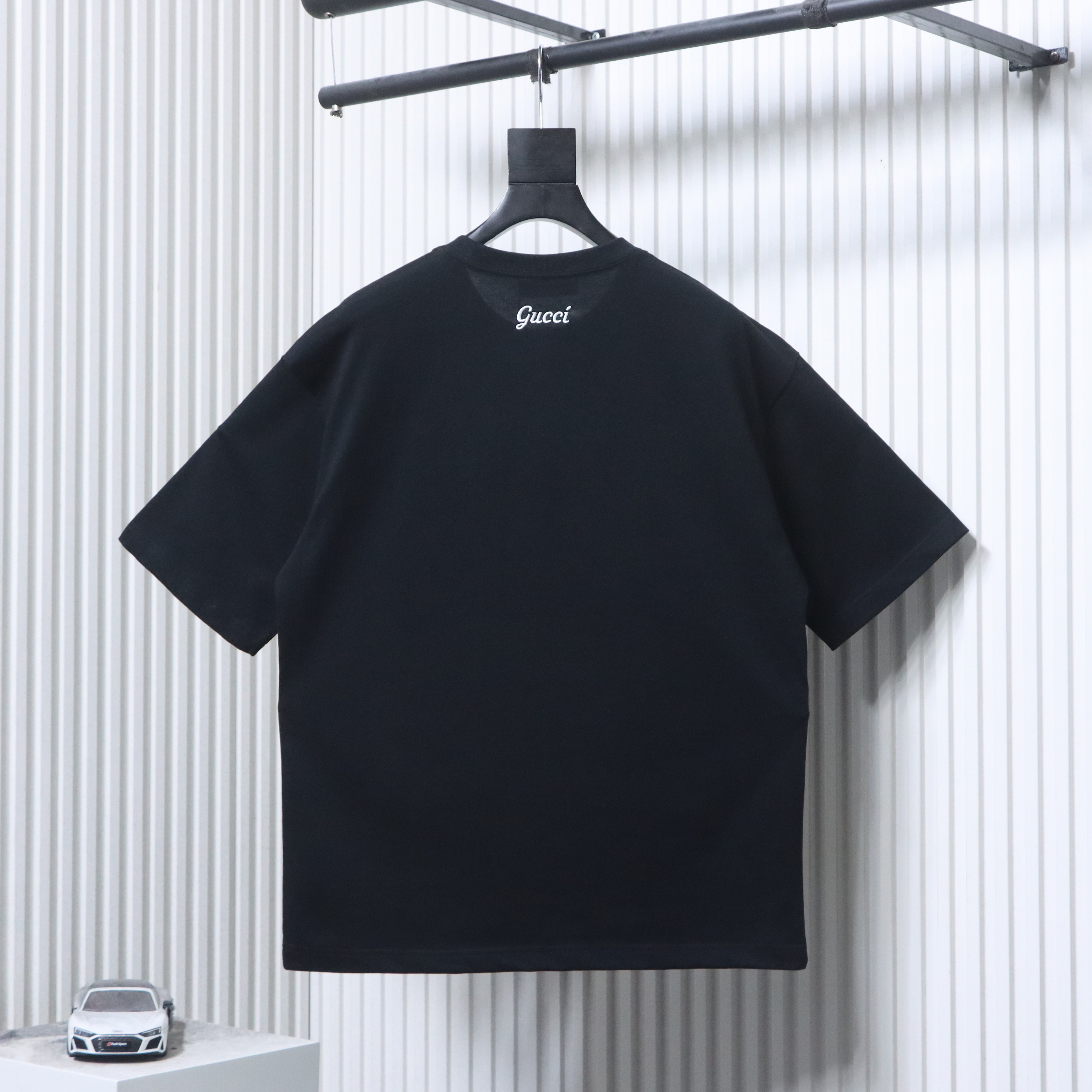GUCCI Letter Embroidery Logo Graphic Minimal Letter Short Sleeve T-Shirt Style 3