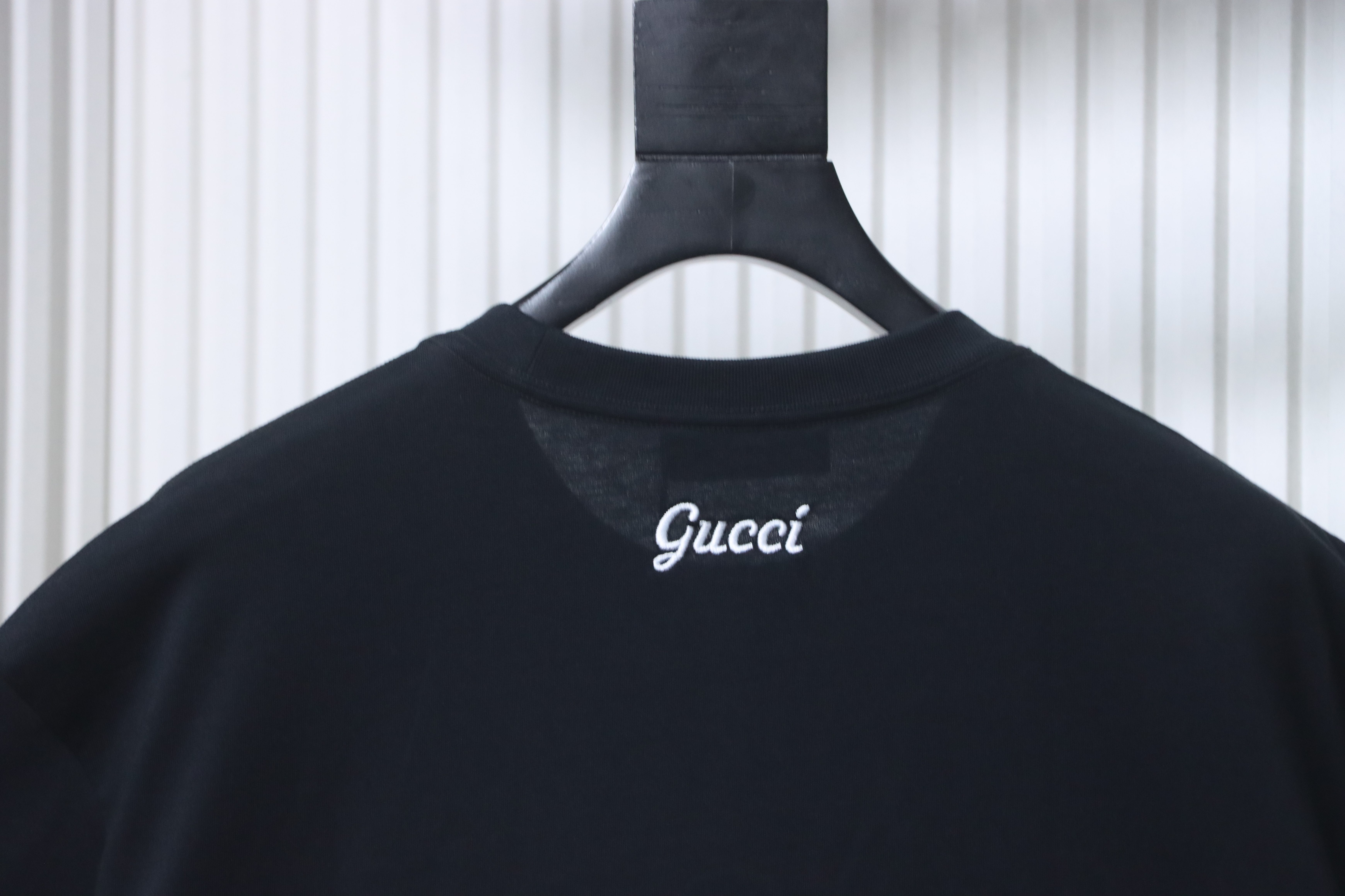 GUCCI Letter Embroidery Logo Graphic Minimal Letter Short Sleeve T-Shirt Style 3