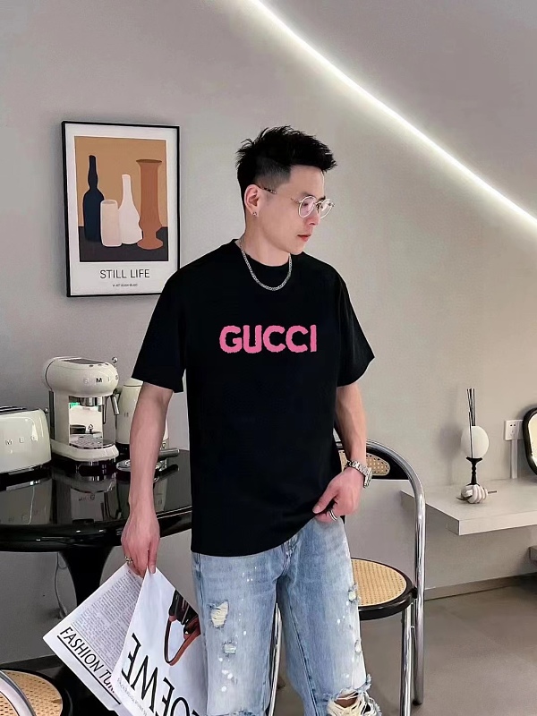 GUCCI Letter Embroidery Logo Graphic Pink Short Sleeve T-Shirt Style 2