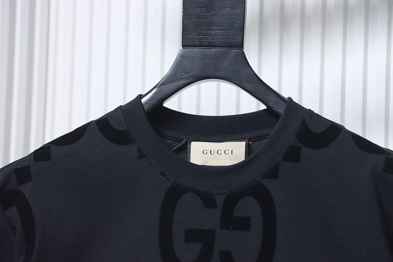 GUCCI Logo Short Sleeve T-Shirt Style 2