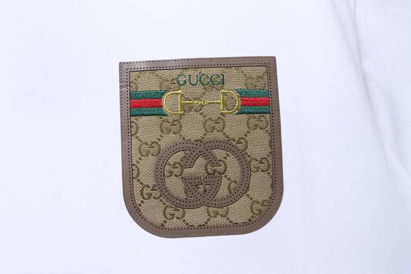 GUCCI Pocket Monogram Patch Short Sleeve T-Shirt Style 1