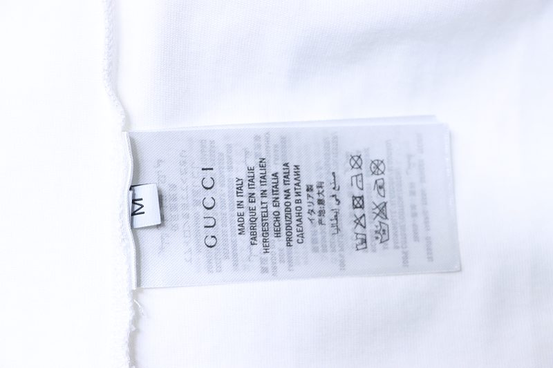 GUCCI Pocket Monogram Patch Short Sleeve T-Shirt Style 1