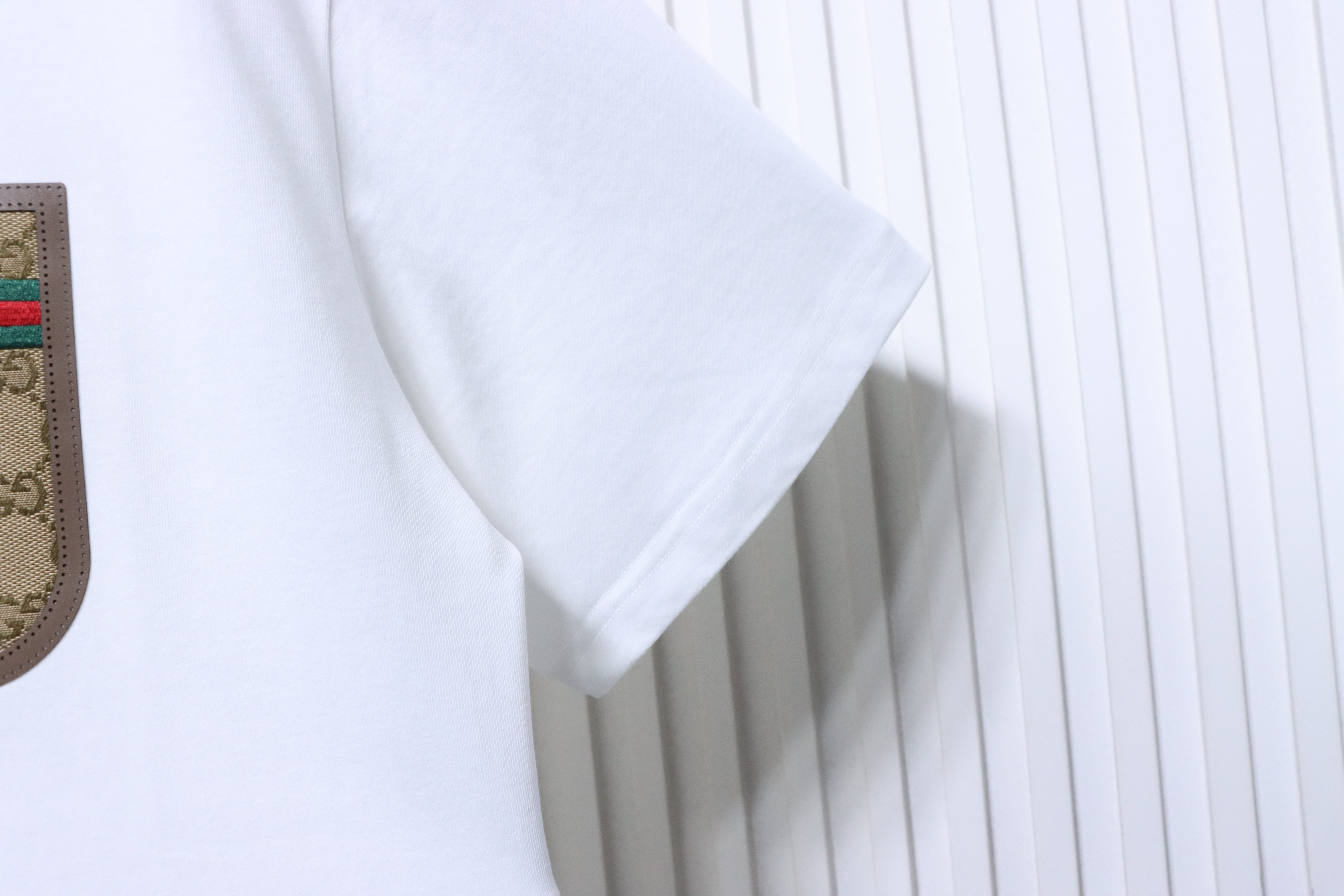 GUCCI Pocket Monogram Patch Short Sleeve T-Shirt Style 1
