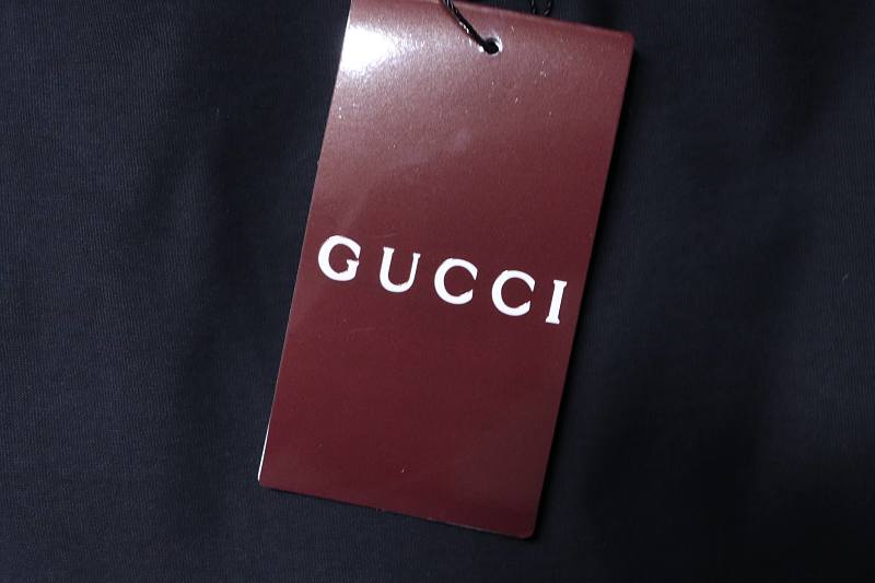 GUCCI Pocket Monogram Patch Short Sleeve T-Shirt Style 2