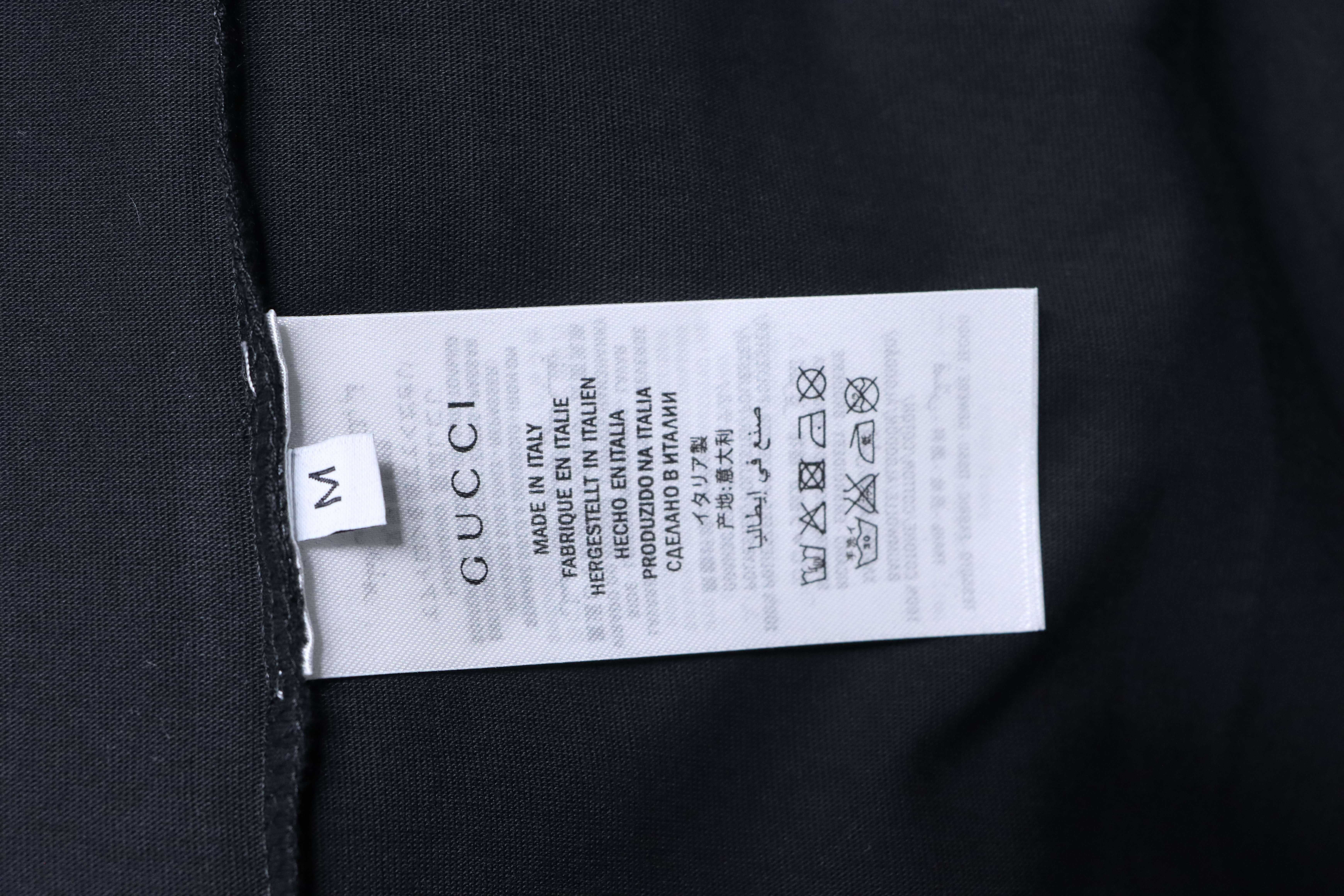GUCCI Pocket Monogram Patch Short Sleeve T-Shirt Style 2