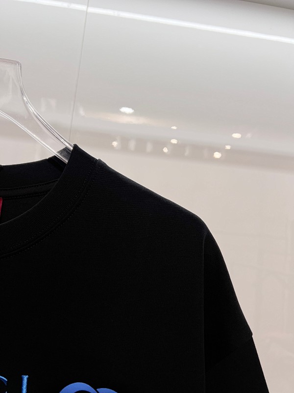 GUCCI Pocket Monogram Patch Short Sleeve T-Shirt Style 4