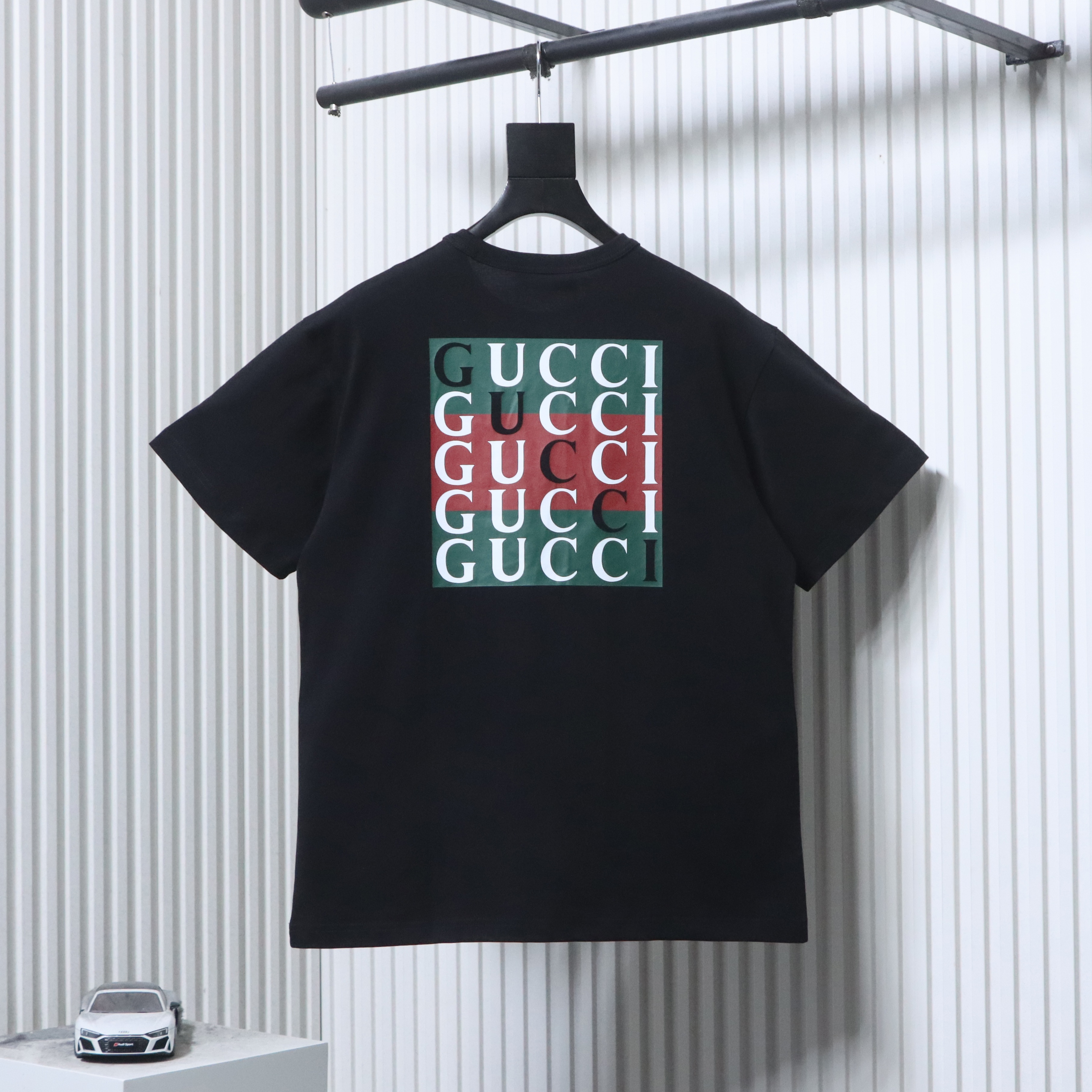 GUCCI Print Black Short Sleeve T-Shirt