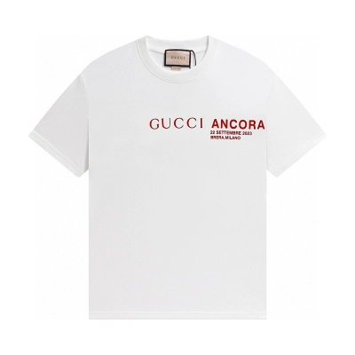 GUCCI Short Sleeve T-Shirt Style 820 02
