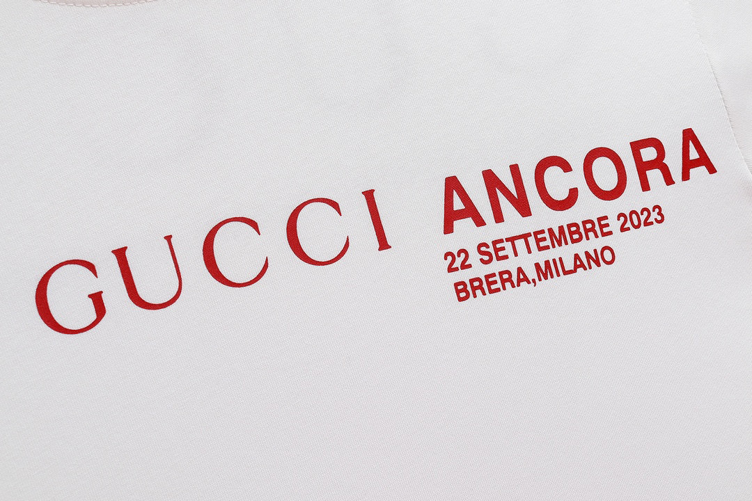 GUCCI Short Sleeve T-Shirt Style 820