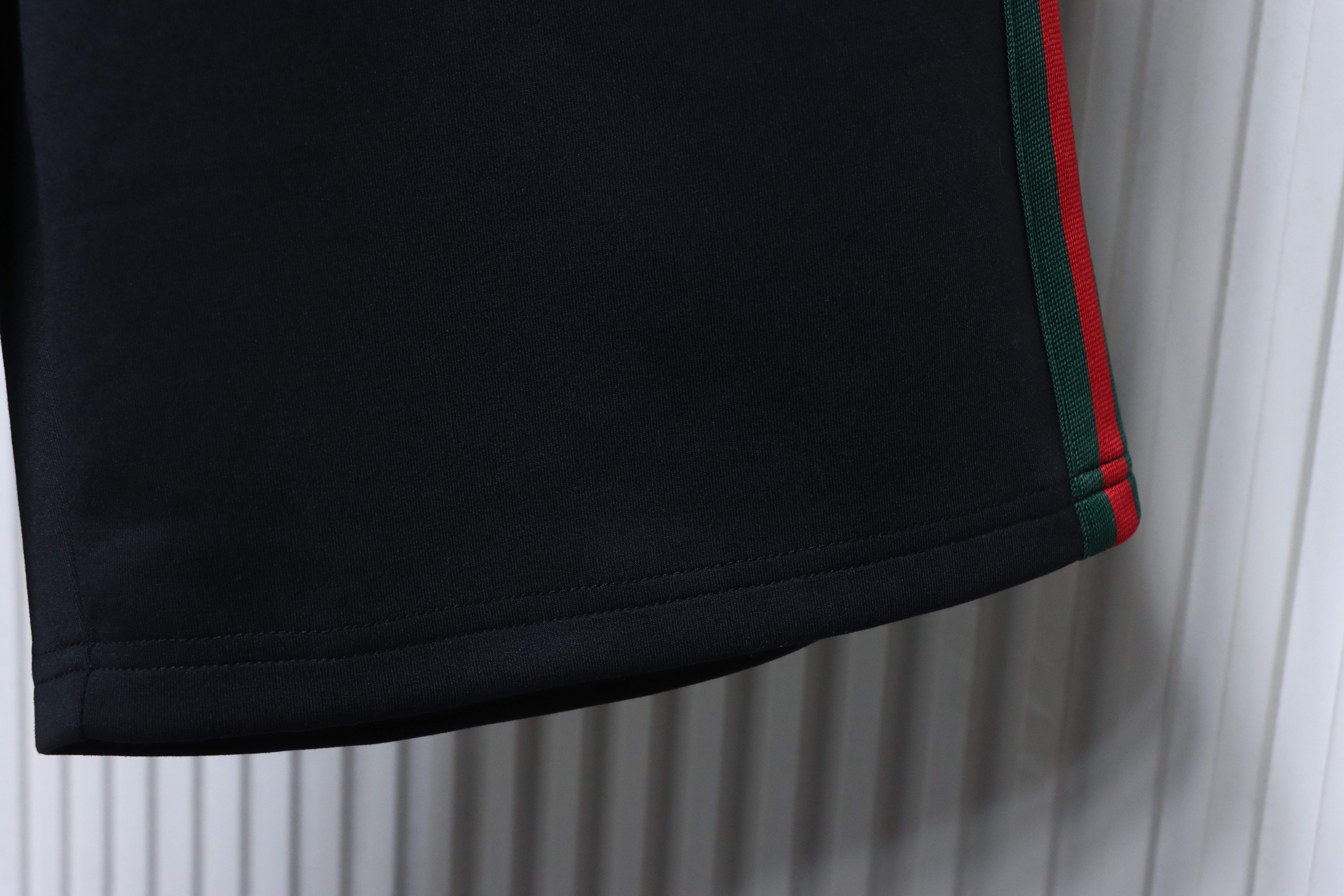 GUCCI Side Webbing Patch Logo Embroidery Shorts Set Style 1