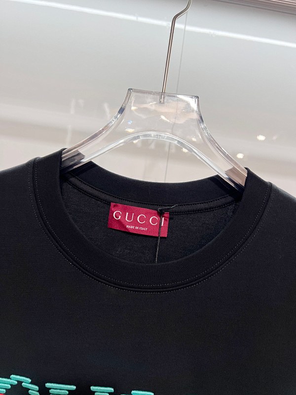 GUCCI Side Webbing Patch Logo Embroidery Shorts Set Style 2