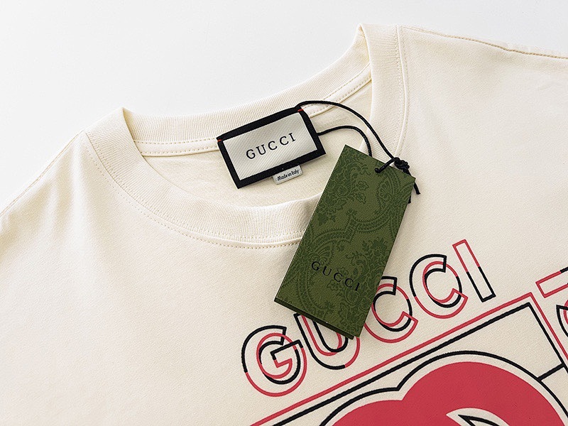GUCCI Vintage Print Short Sleeve T-Shirt