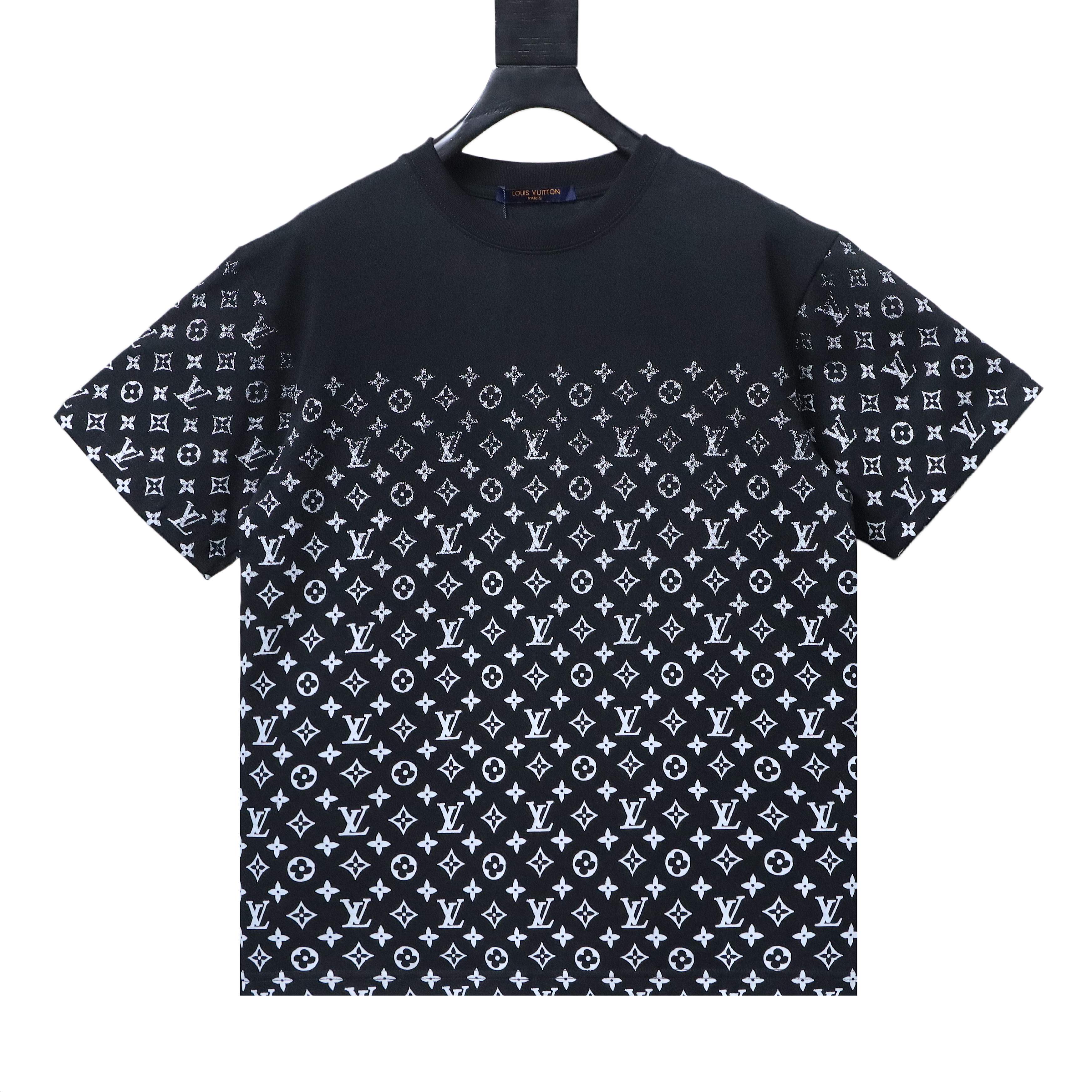 LOUIS VUITTON 24SS Monogram Print Gradient Logo Short Sleeve T-Shirt Style 2