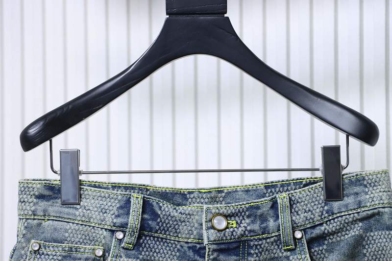 LOUIS VUITTON 25SS Checkerboard Set Denim Shorts Style 2