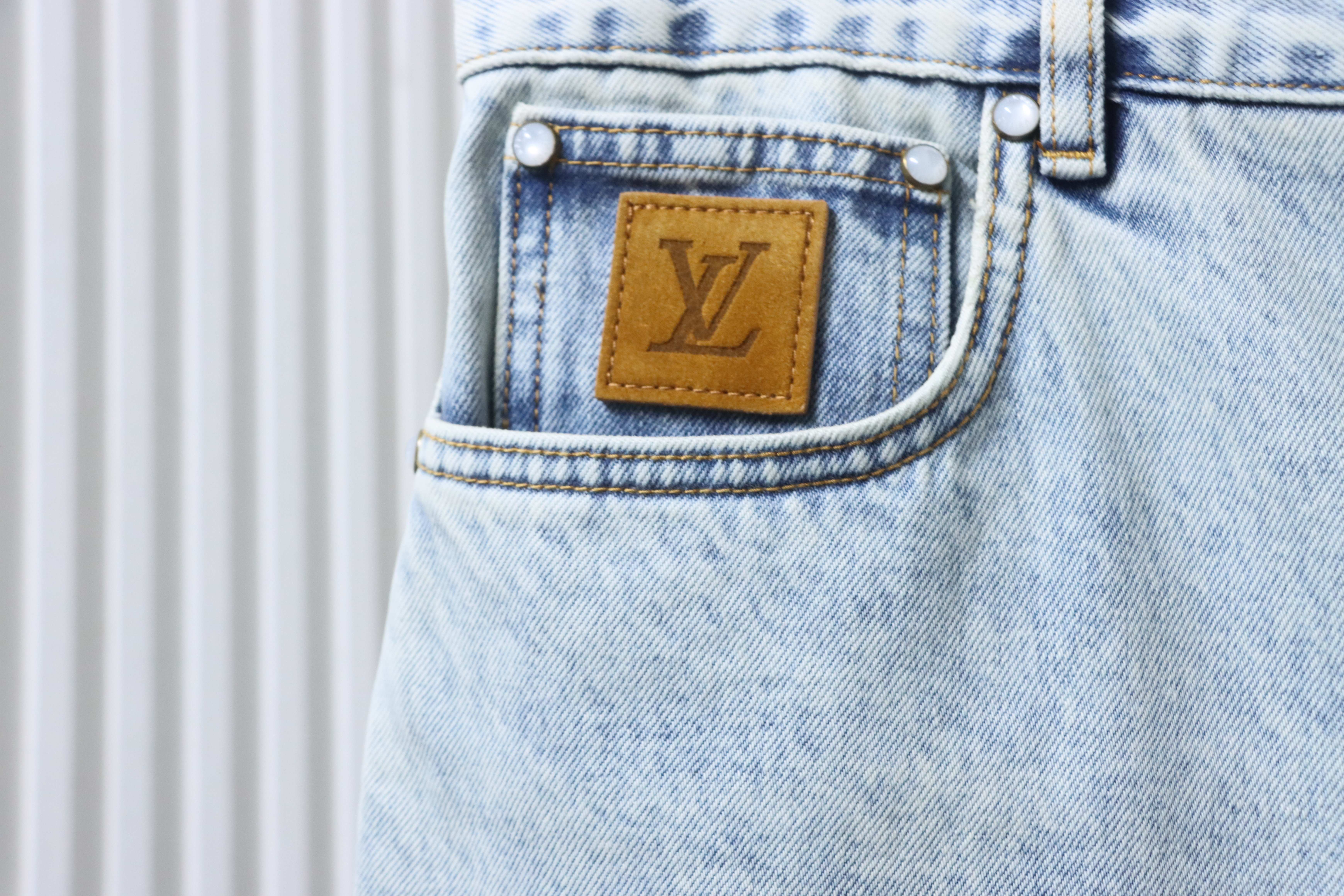 LOUIS VUITTON 25SS Embroidery Denim Logo Shorts