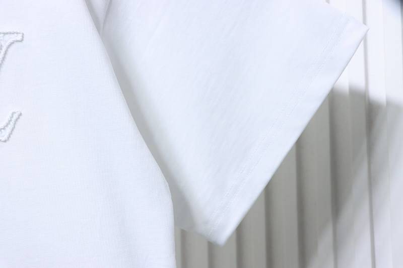 LOUIS VUITTON 25SS Embroidery Logo Short Sleeve T-Shirt Style 2