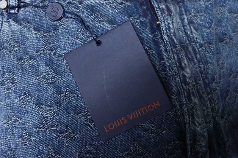 LOUIS VUITTON 25SS Full Monogram Jacquard Set Denim Shorts Style 1