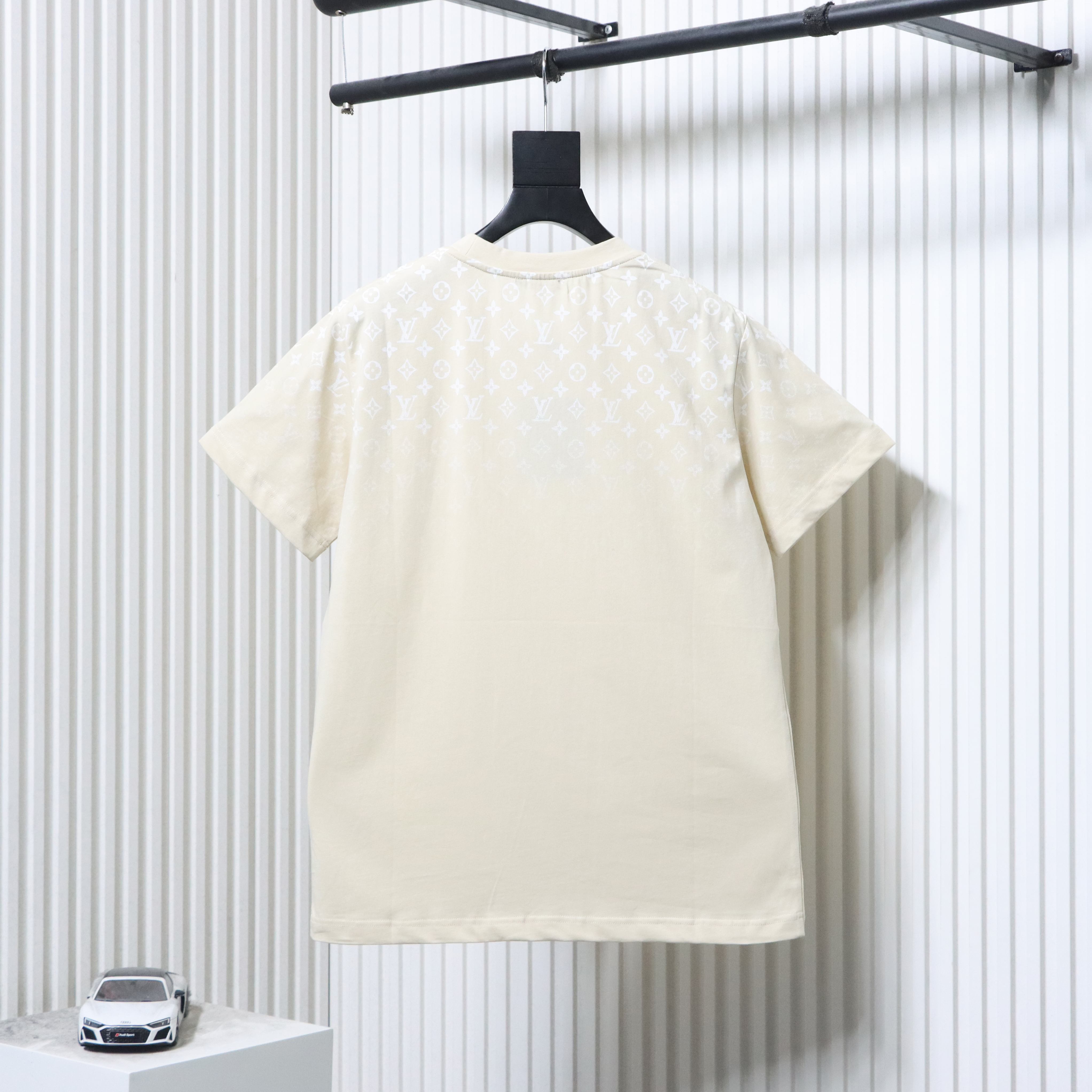 LOUIS VUITTON 25SS Monogram Print Gradient Short Sleeve T-Shirt