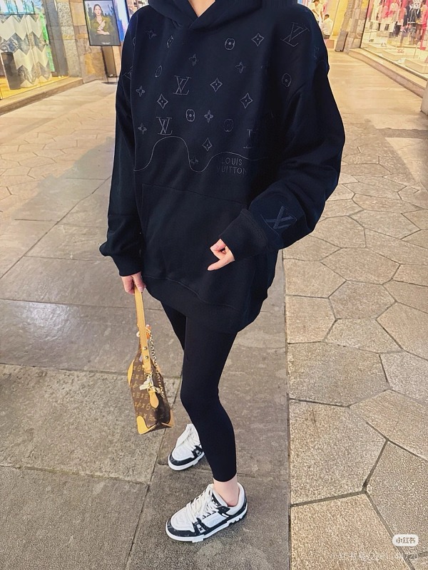 LOUIS VUITTON 26FW Tonal Pattern Monogram Hem Embroidery Gradient Short Sleeve T-Shirt