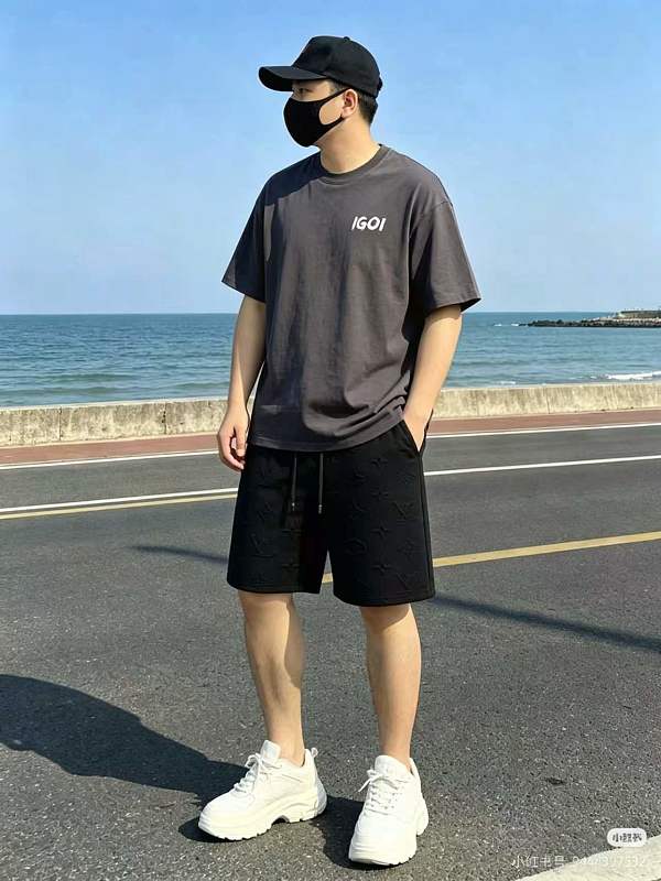 LOUIS VUITTON 26SS Allover Print Shorts
