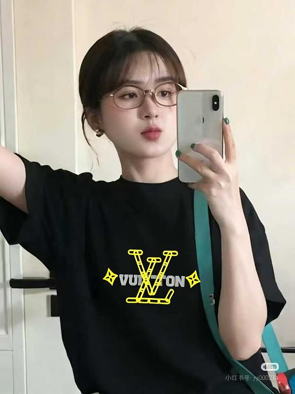 LOUIS VUITTON 26SS Clover Letter Logo Short Sleeve T-Shirt Style 1