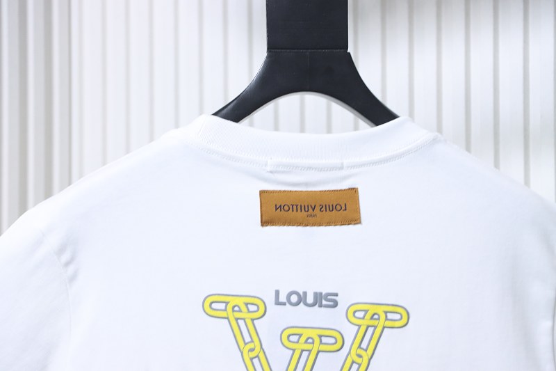 LOUIS VUITTON 26SS Clover Letter Logo Short Sleeve T-Shirt Style 2