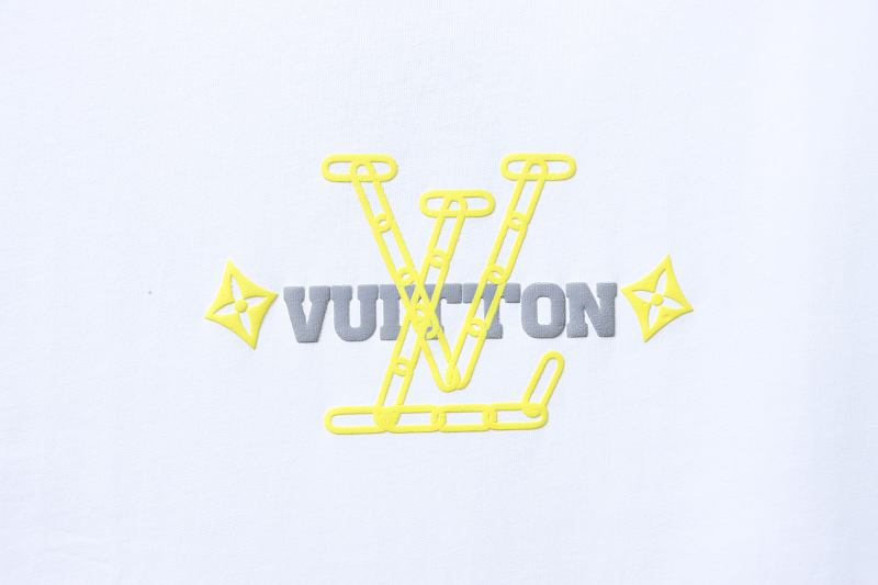 LOUIS VUITTON 26SS Clover Letter Logo Short Sleeve T-Shirt Style 2