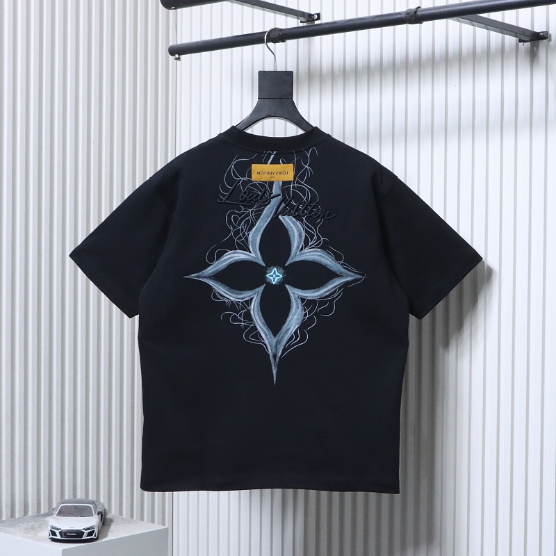 LOUIS VUITTON 26SS Clover Star Flower Print Back Black Short Sleeve T-Shirt