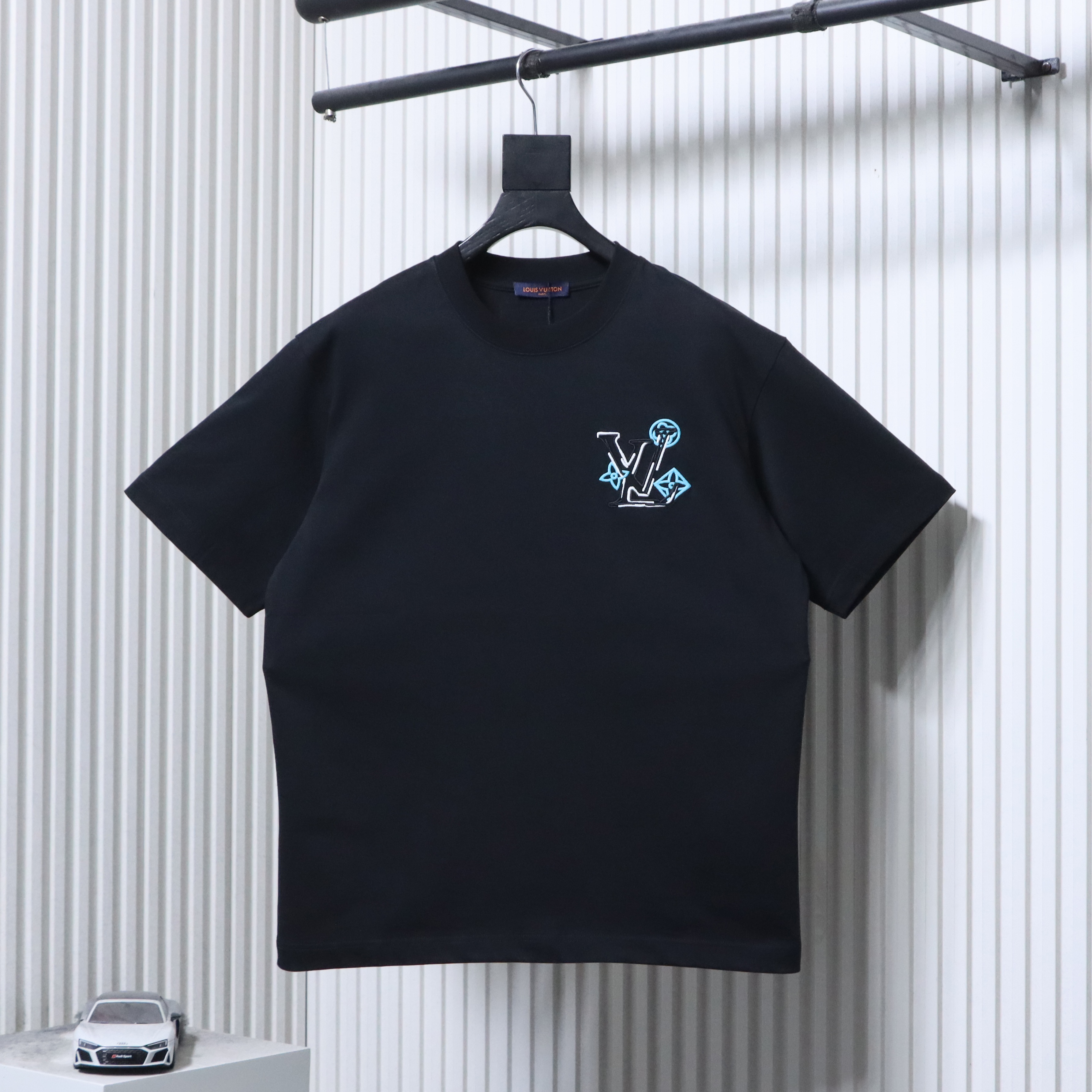 LOUIS VUITTON 26SS Clover Star Flower Print Back Black Short Sleeve T-Shirt