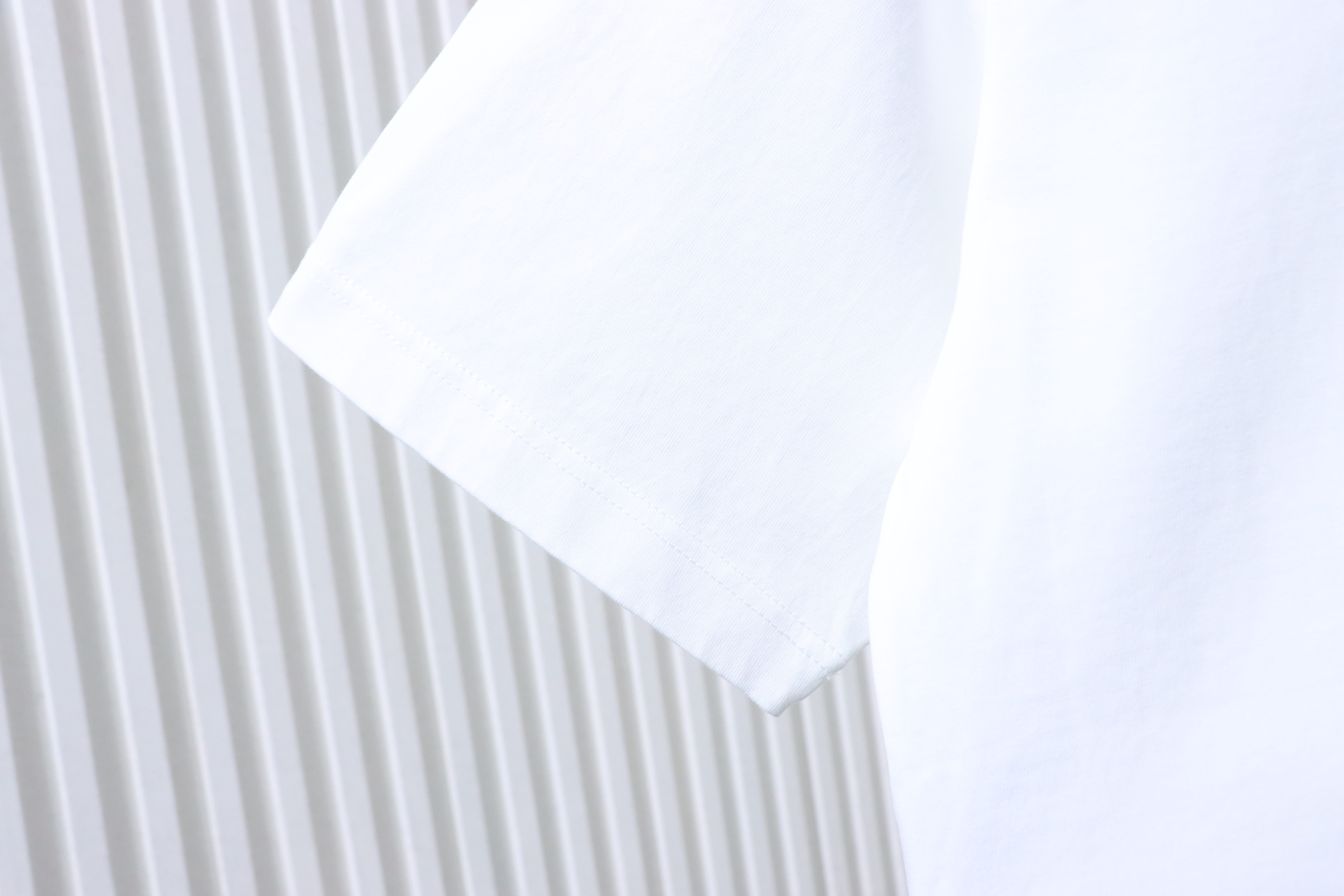 LOUIS VUITTON 26SS Denim Patch Embroidery Distressed Crew Neck Denim White Short Sleeve T-Shirt