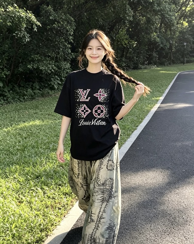 LOUIS VUITTON 26SS Embroidery Beaded Line Crew Neck Black Short Sleeve T-Shirt