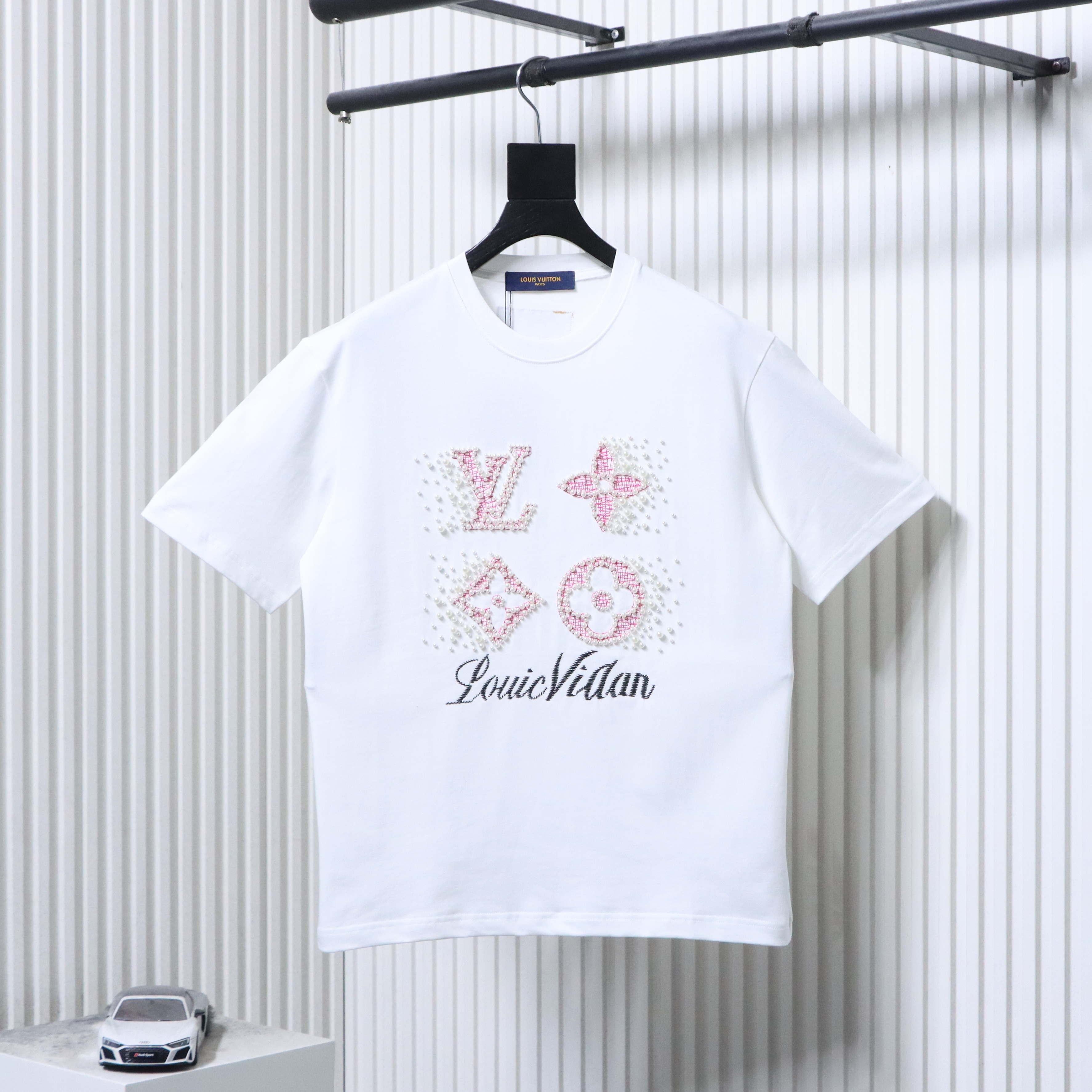 LOUIS VUITTON 26SS Embroidery Beaded Line Crew Neck White Short Sleeve T-Shirt