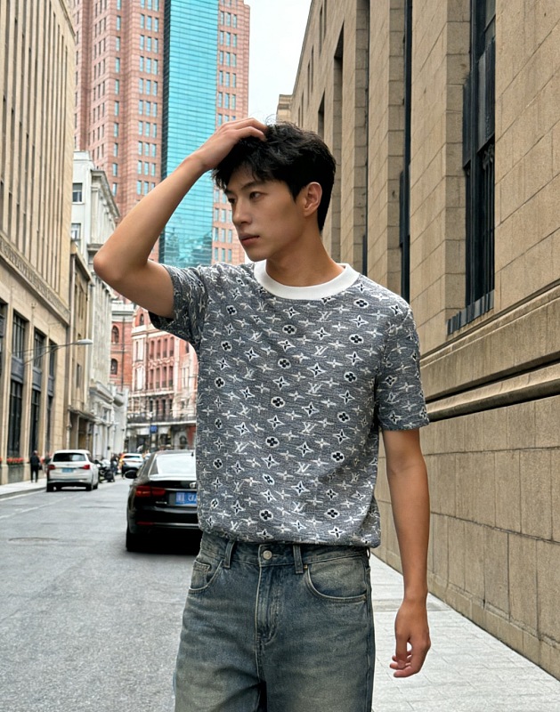 LOUIS VUITTON 26SS Full Monogram Jacquard Black White Short Sleeve T-Shirt