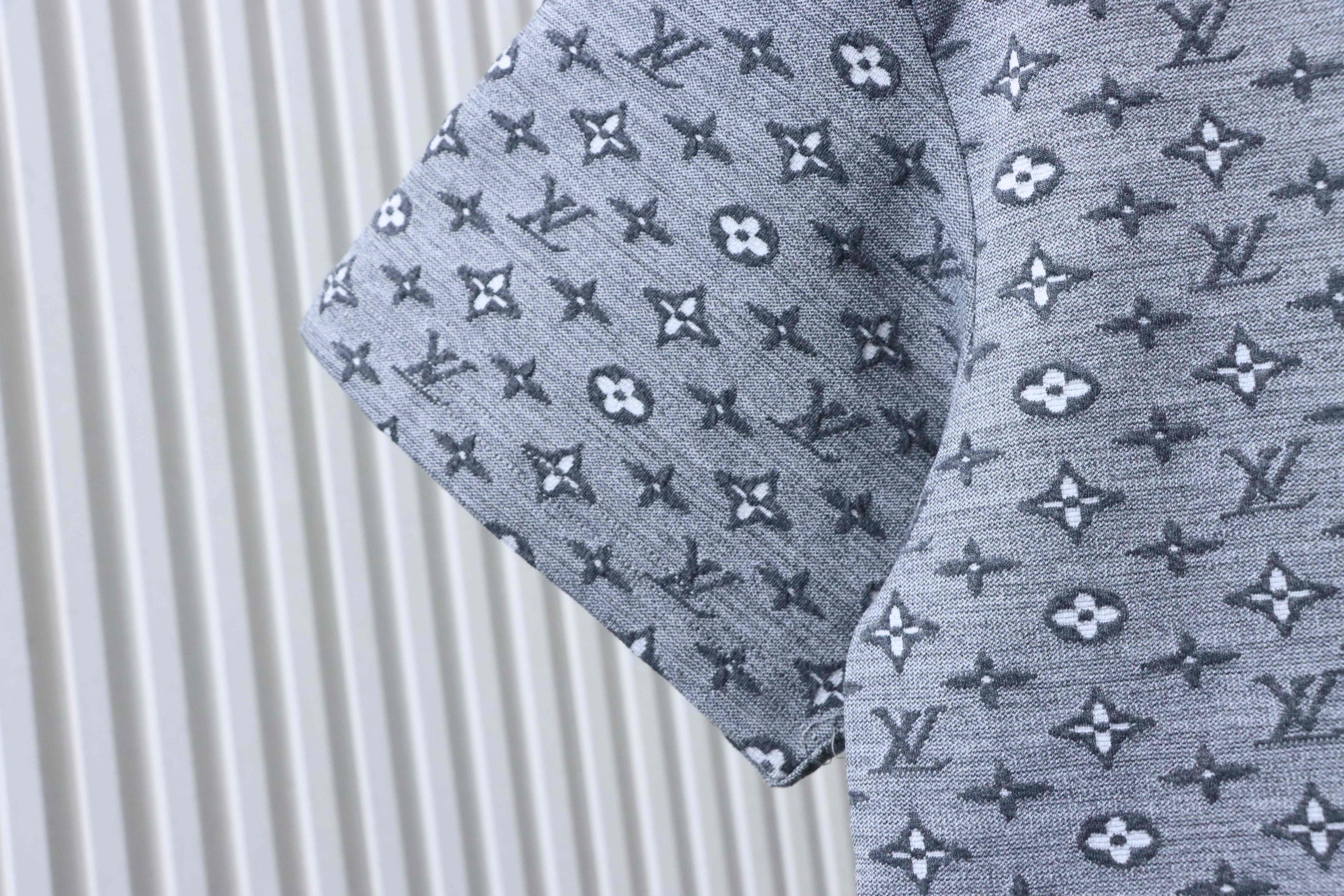 LOUIS VUITTON 26SS Full Monogram Jacquard Short Sleeve T-Shirt Style 2
