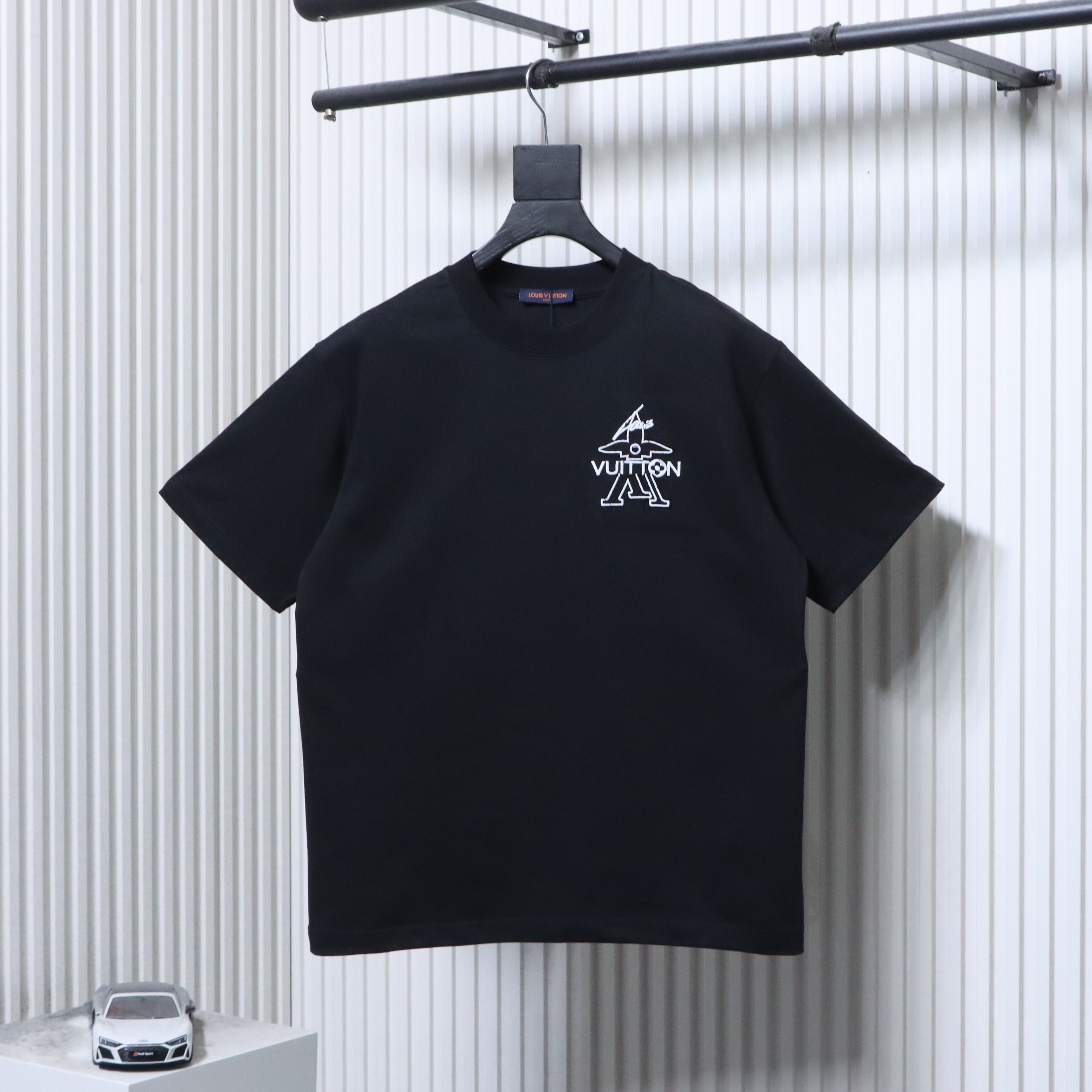 LOUIS VUITTON 26SS Graffiti Embroidery Crew Neck White Short Sleeve T-Shirt