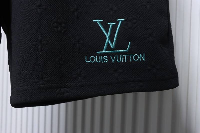 LOUIS VUITTON 26SS Green Shorts