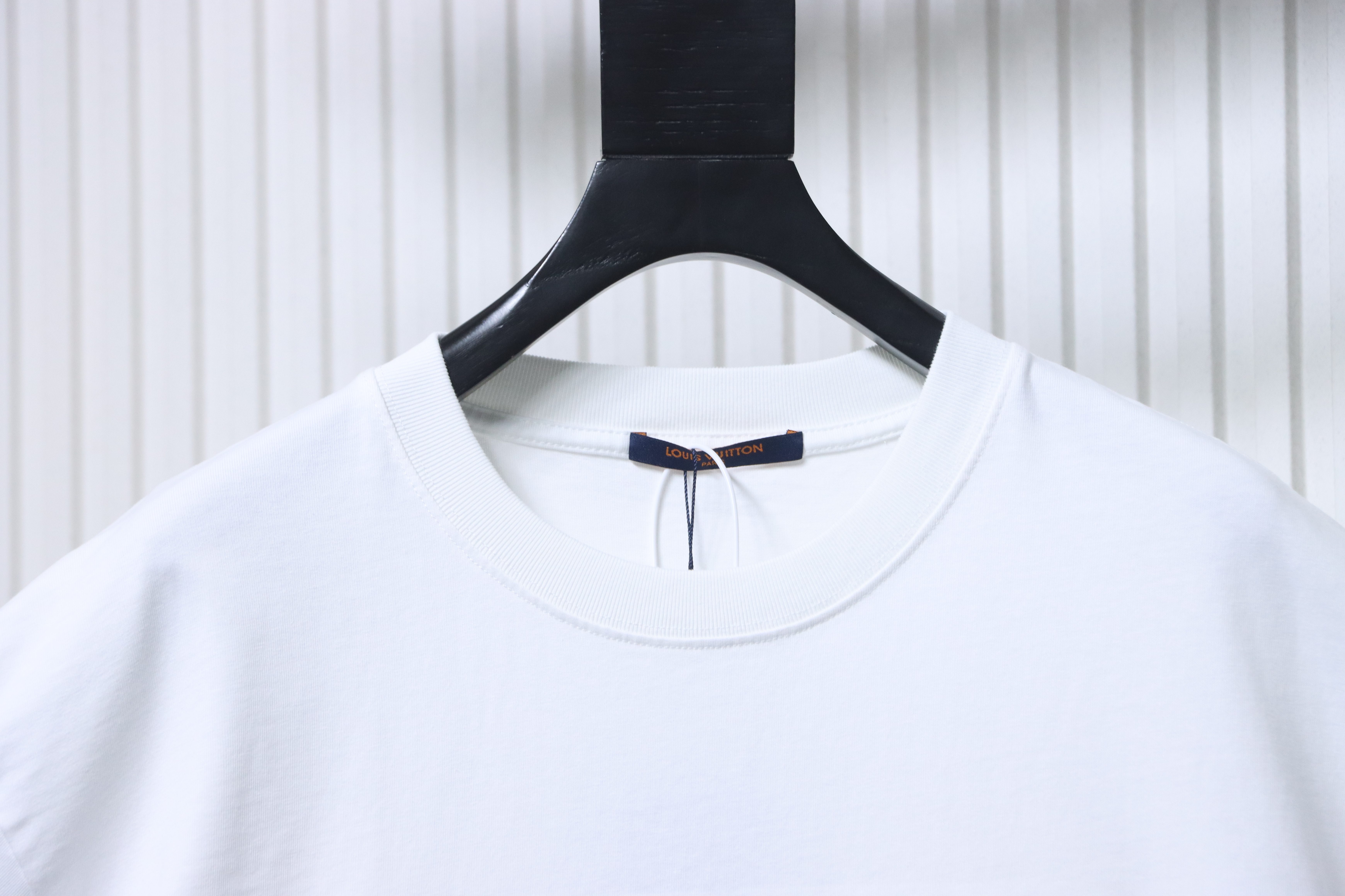 LOUIS VUITTON 26SS Letter Embroidery Black Short Sleeve T-Shirt
