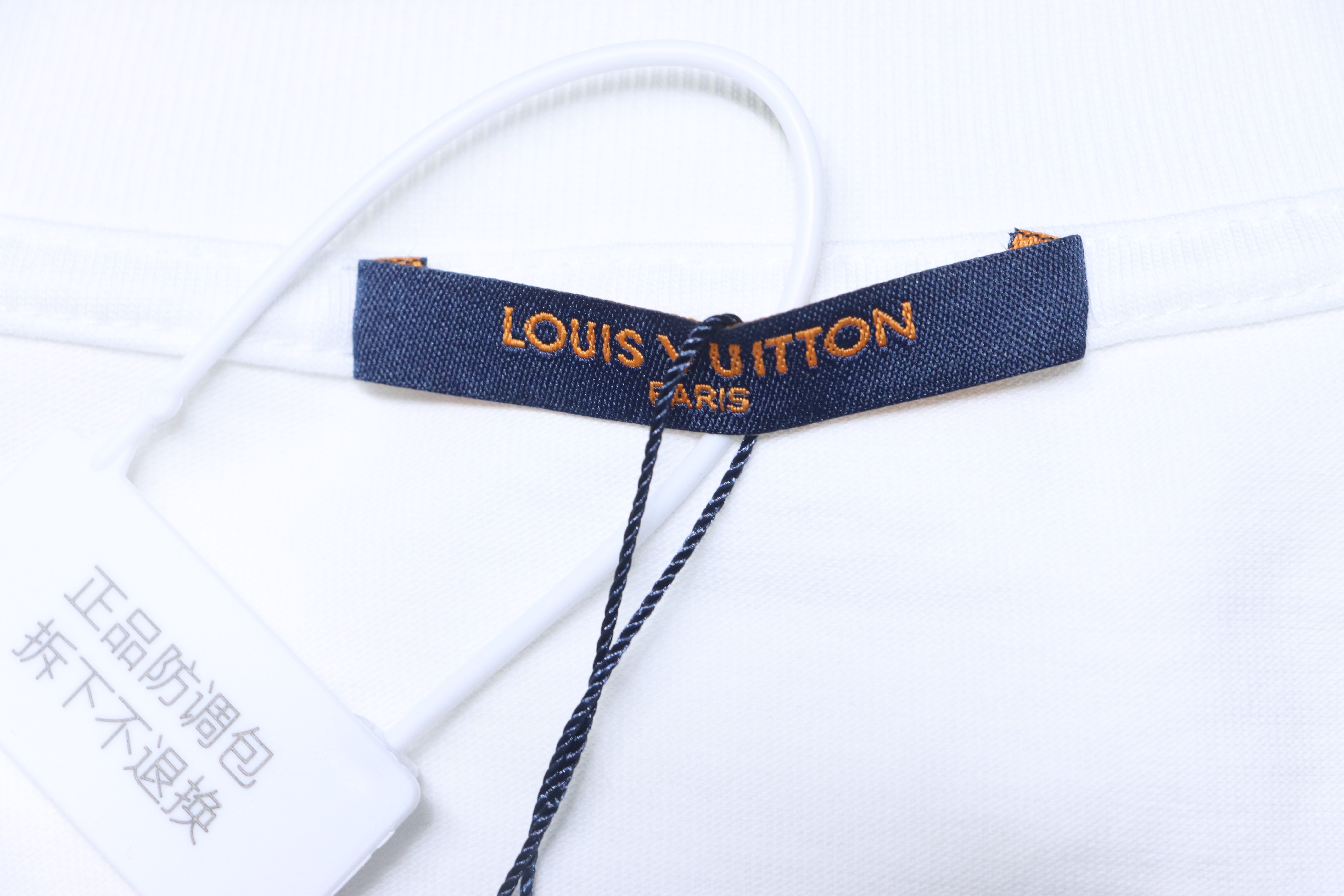 LOUIS VUITTON 26SS Letter Embroidery Black Short Sleeve T-Shirt
