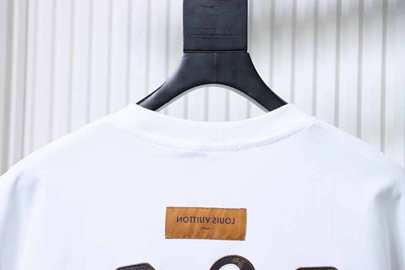 LOUIS VUITTON 26SS Letter Logo Black Short Sleeve T-Shirt