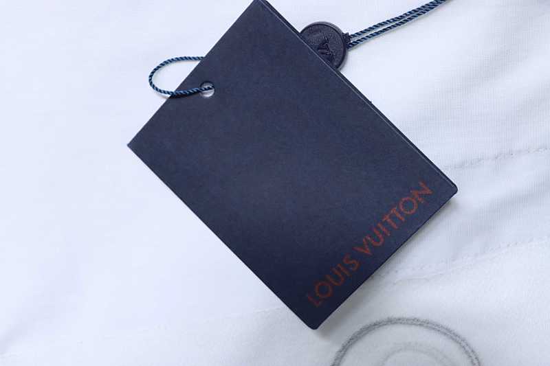 LOUIS VUITTON 26SS Letter Logo Black Short Sleeve T-Shirt