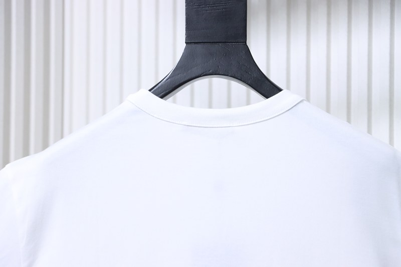 LOUIS VUITTON 26SS New Chest Logo Series Short Sleeve T-Shirt Style 1