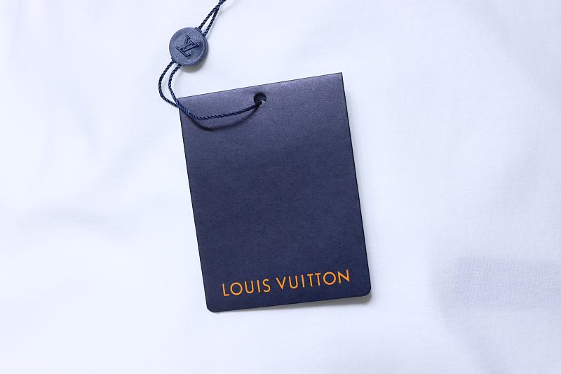 LOUIS VUITTON 26SS New Chest Logo Series Short Sleeve T-Shirt Style 1