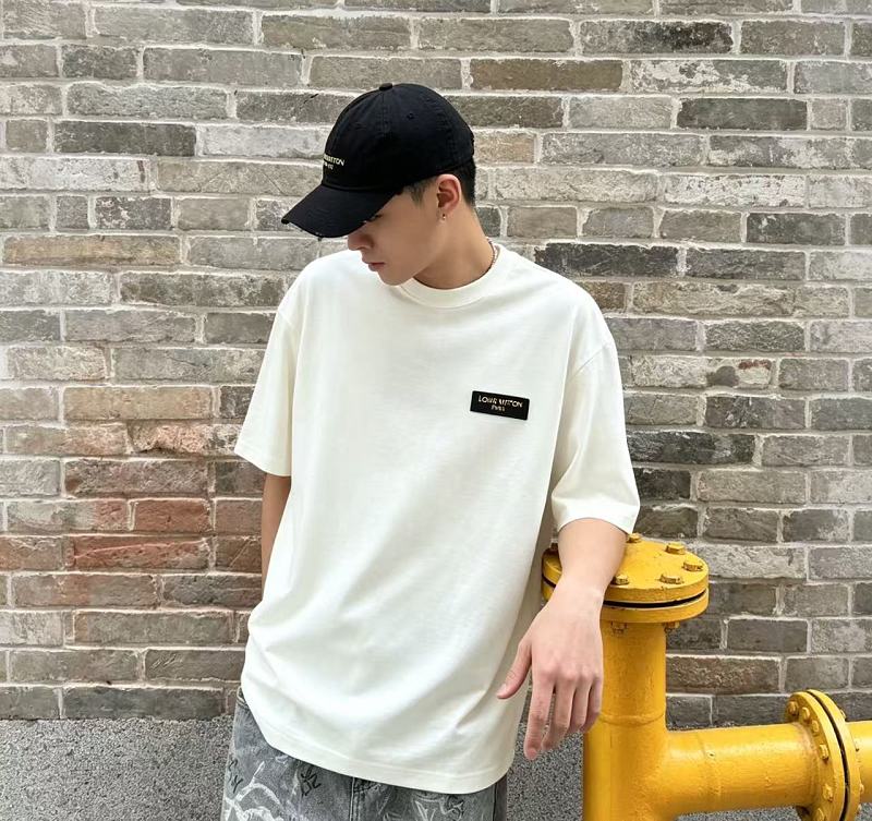 LOUIS VUITTON 26SS New Chest Logo Series Short Sleeve T-Shirt Style 1