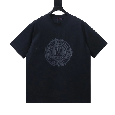 LOUIS VUITTON 26SS Print Crew Neck Black Short Sleeve T-Shirt 01