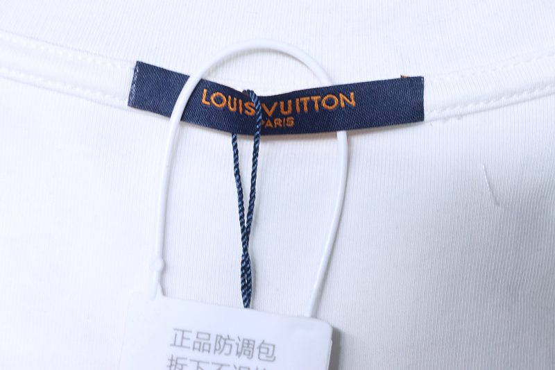 LOUIS VUITTON 26SS Sailing Logo Embroidery Logo Black Short Sleeve T-Shirt Style 2