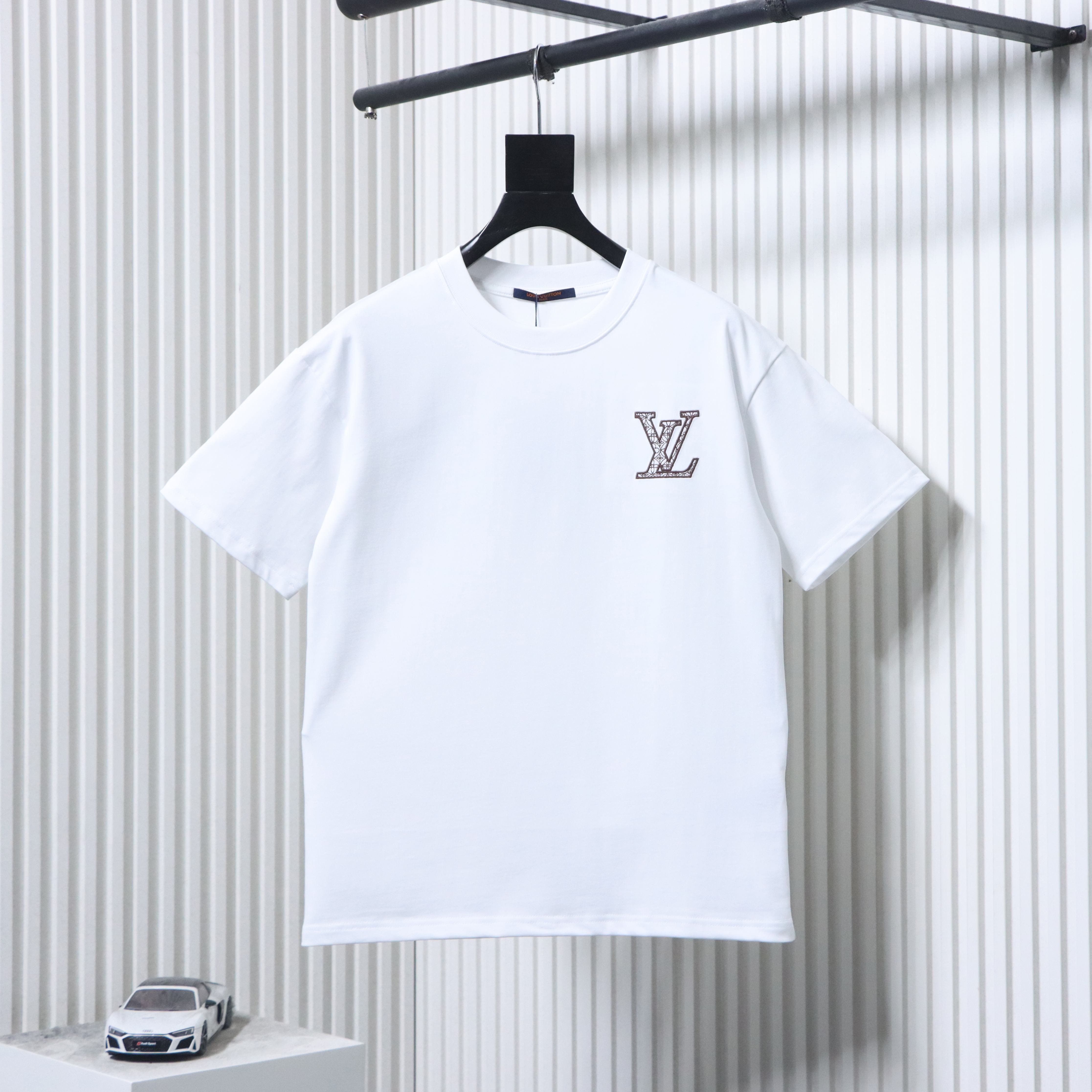 LOUIS VUITTON 26SS Triple Flower Embroidery Logo Black White Short Sleeve T-Shirt