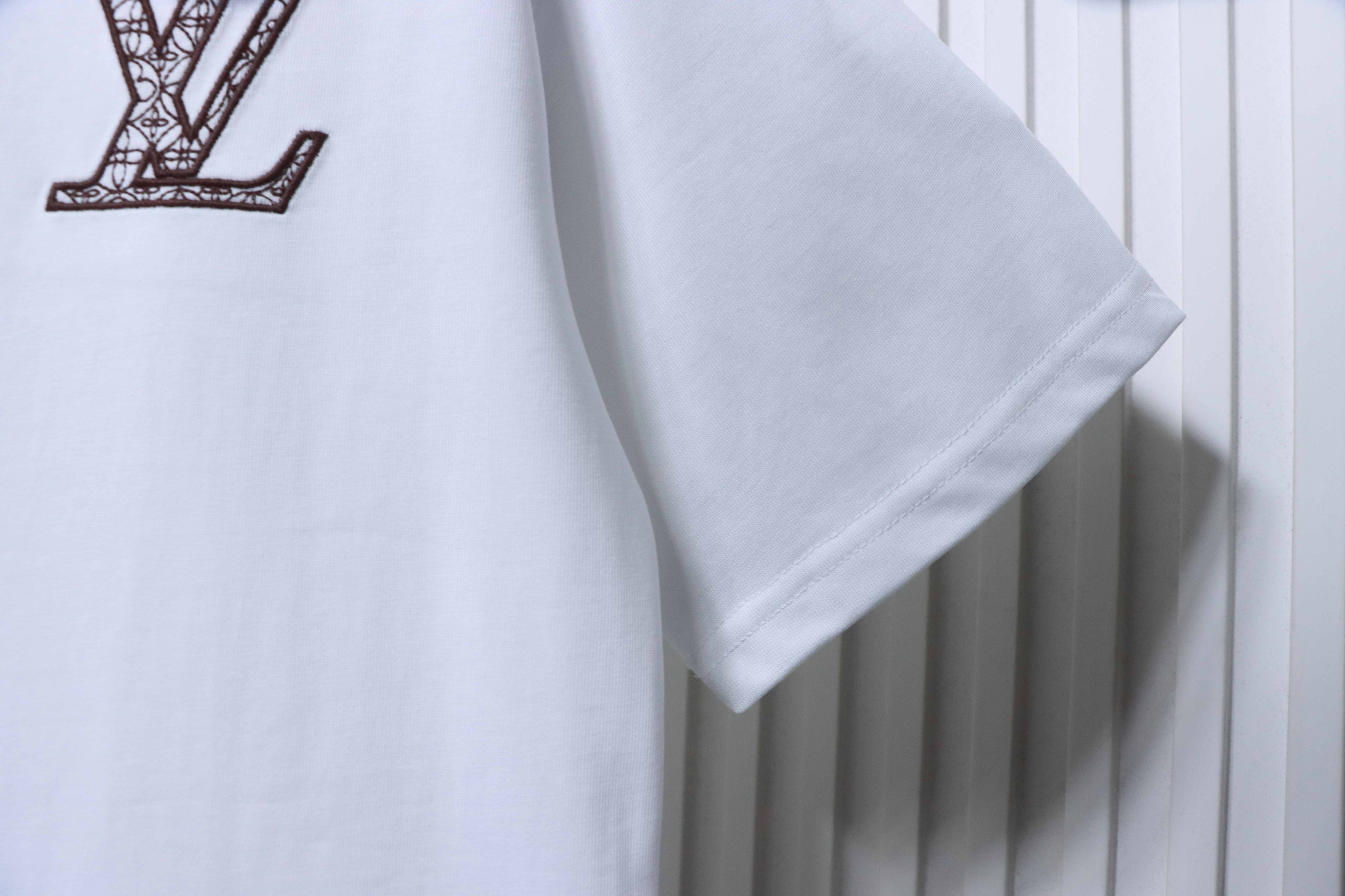 LOUIS VUITTON 26SS Triple Flower Embroidery Logo Black White Short Sleeve T-Shirt