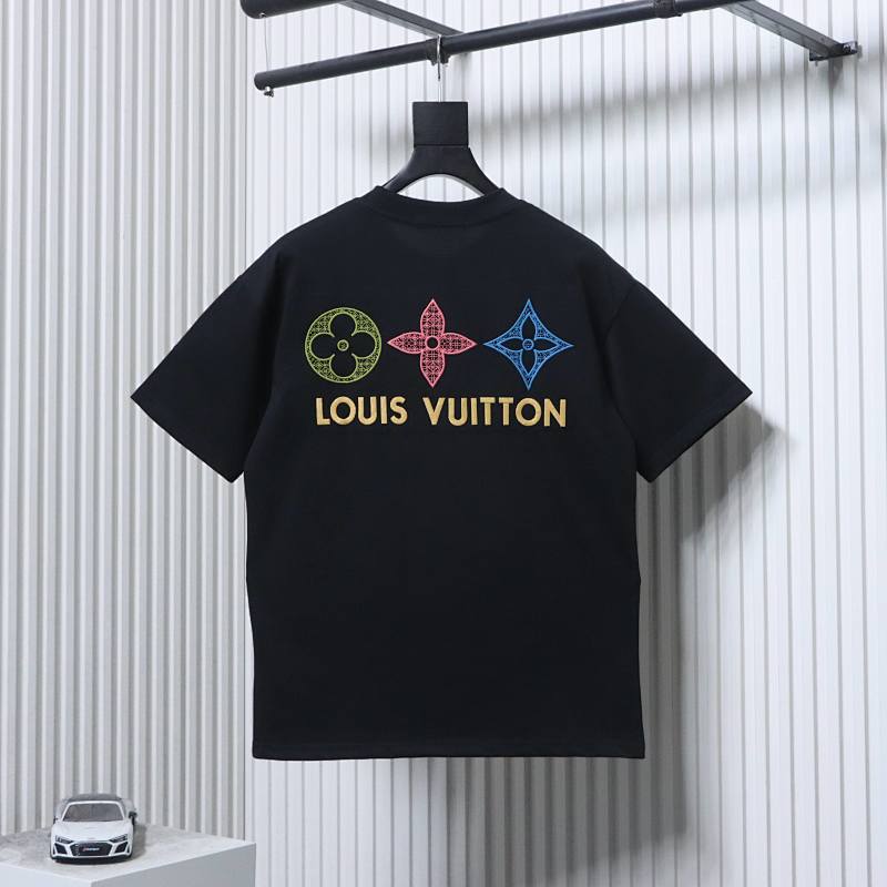 LOUIS VUITTON 26SS Triple Flower Embroidery Logo Short Sleeve T-Shirt Style 2
