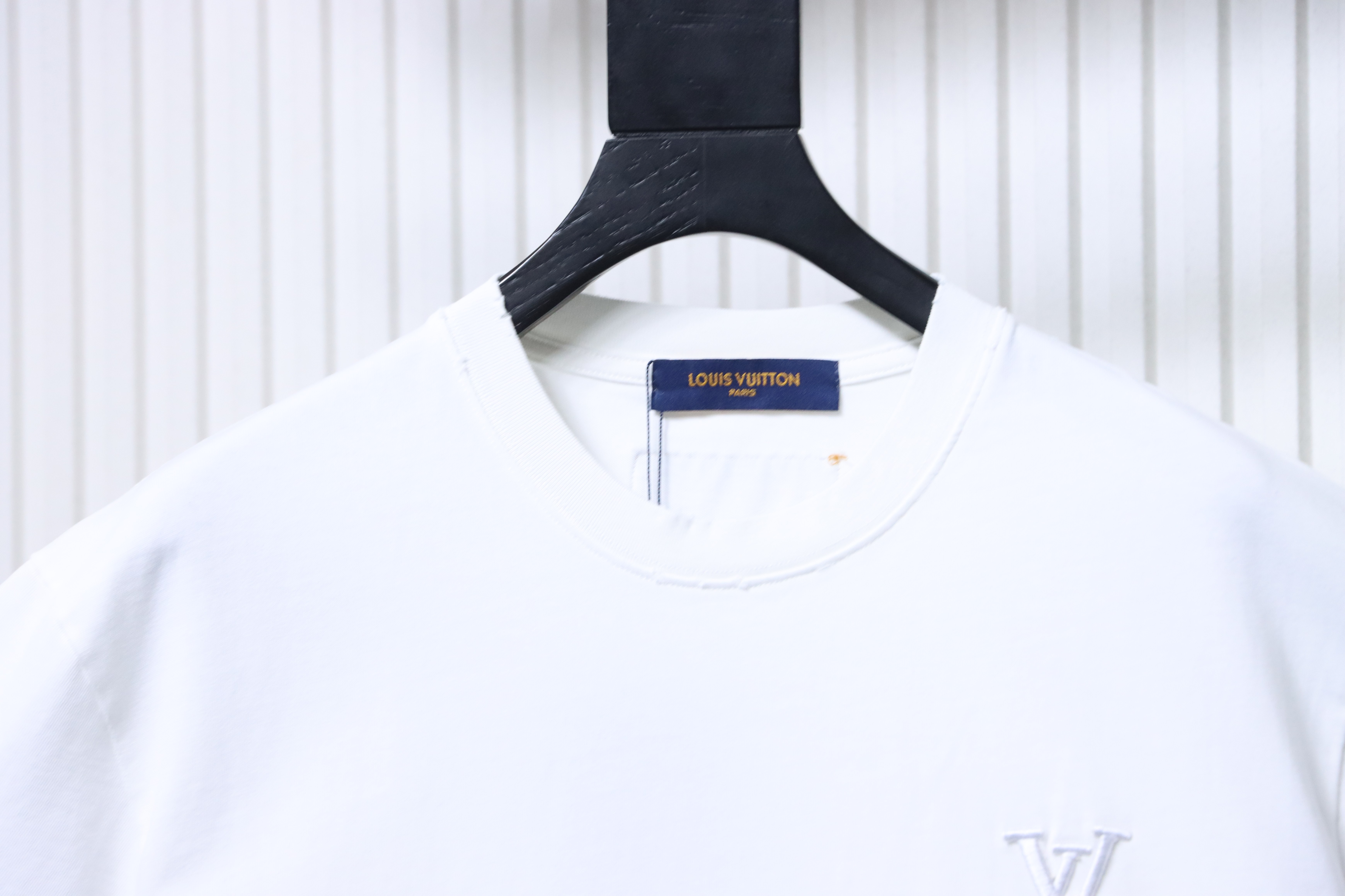 LOUIS VUITTON 26SS Triple Flower Hem Embroidery Crew Neck White Short Sleeve T-Shirt